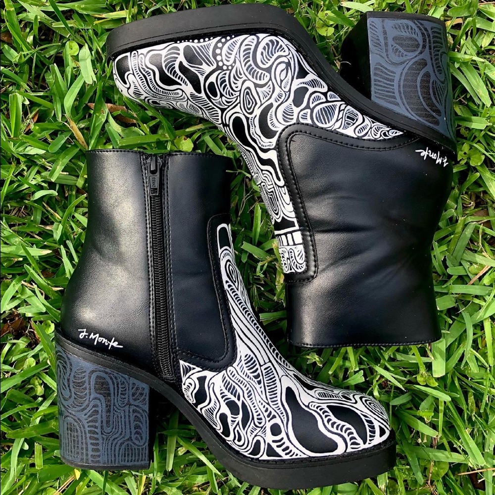 Custom Painted Boots - Picture 1 of 8
